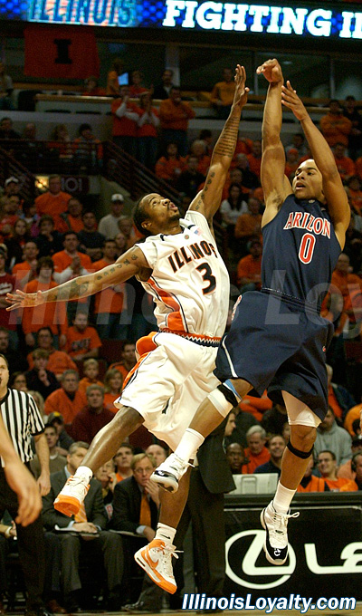 Chester Frazier guards Jerryd Bayless.