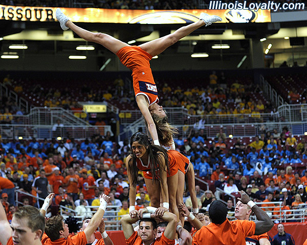 Photo Gallery Illini Cheerleaders IllinoisLoyalty Com